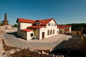 Chelosiowy Dworek, Kielce
